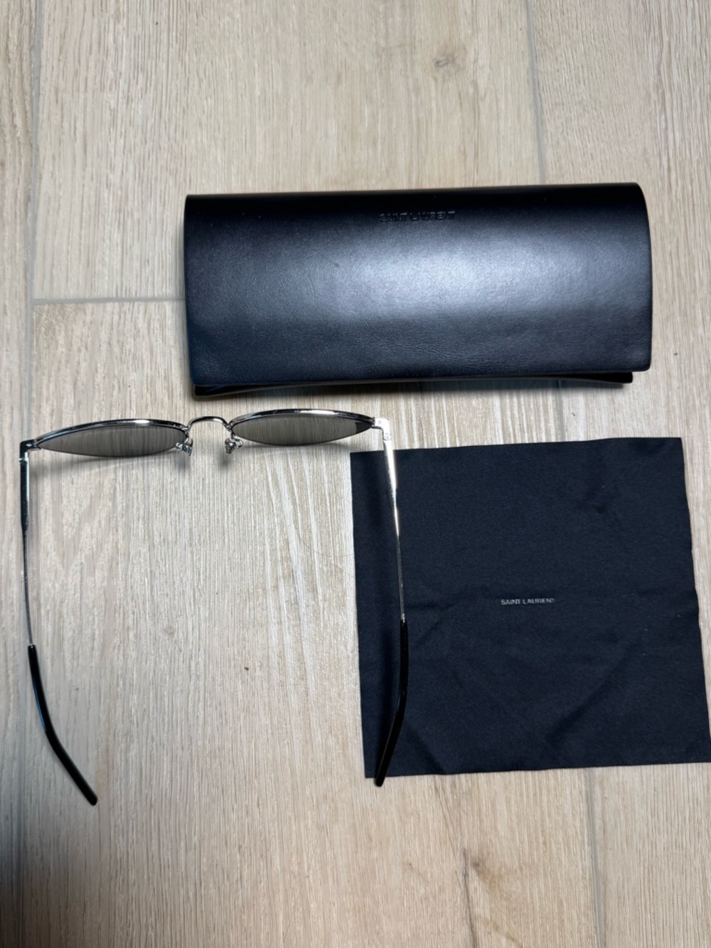 Saint Laurent Cat Eye Black Silver Sunglasses With Case And Cloth - Picture 4 of 11
